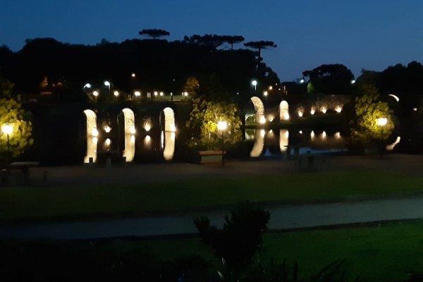 Nova iluminação nos Arcos da Praça