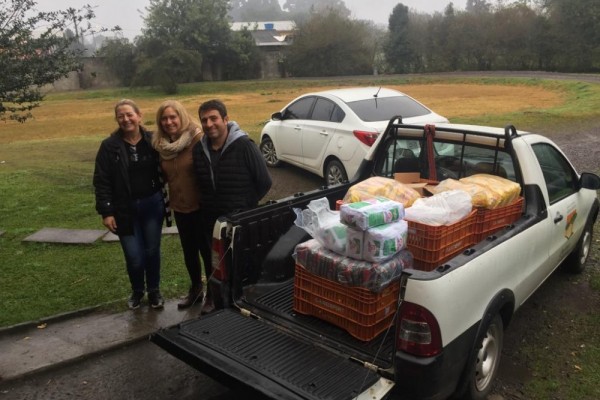 Entregamos hoje mais 150Kg de alimentos na Casa Lar